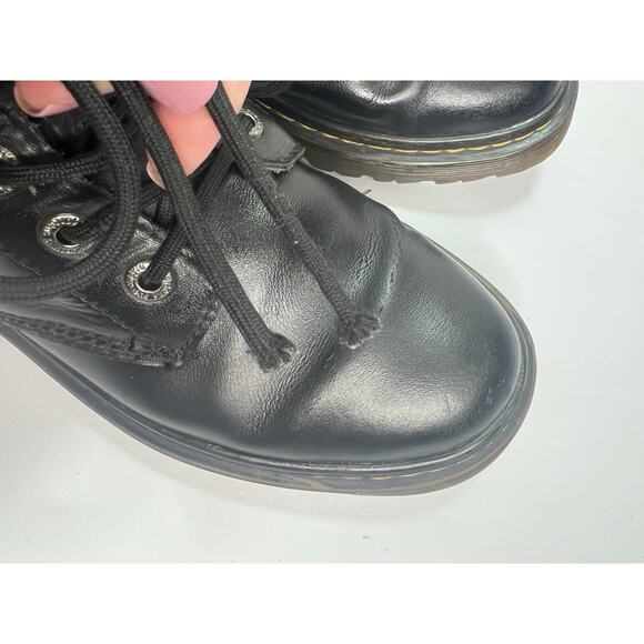 Dr. Martens Cartor Black Leather Ankle Boots Lace-Up Classic Women’s 9 Men’s 8 main image 2